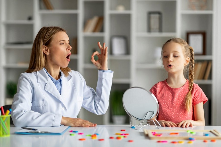 بهترین و سریعترین درمان لکنت زبان در مرکز روانزیست