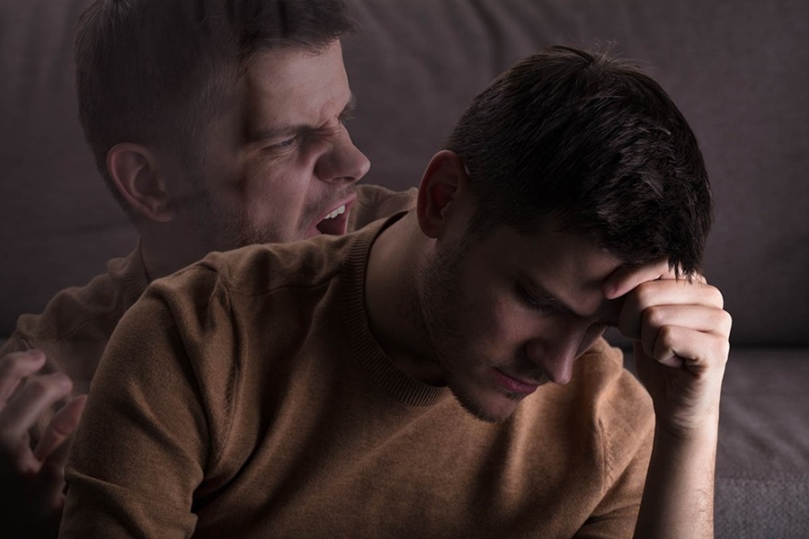 علائم استرس پس از سانحه